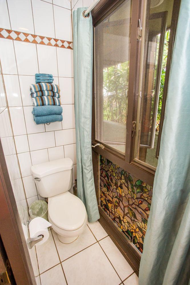 House Of Fountains Bed & Breakfast Lahaina Bagian luar foto