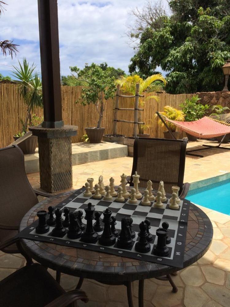 House Of Fountains Bed & Breakfast Lahaina Bagian luar foto
